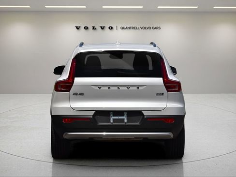 Certified 2025 Volvo XC40 B5 Ultra w/ Protection Package Premier image 5