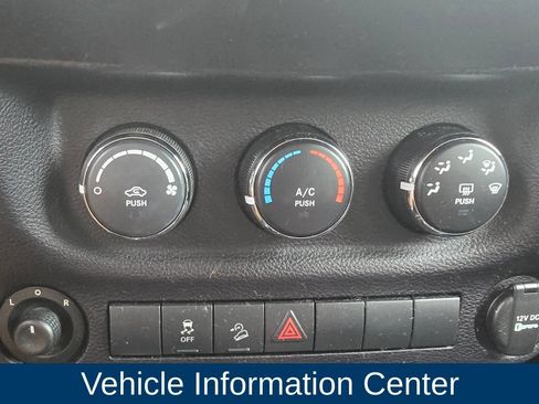 Used 2015 Jeep Wrangler Unlimited Sport AWD/4WD image 31
