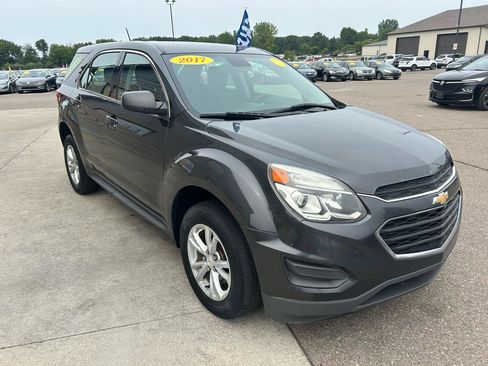Used 2017 Chevrolet Equinox LS AWD/4WD image 3