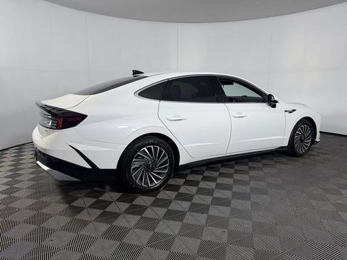 Used 2025 Hyundai Sonata SEL FWD image 7
