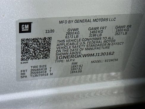 Used 2021 Chevrolet Traverse LT image 36