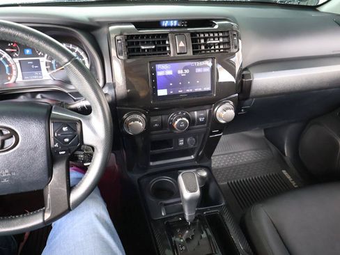 Used 2019 Toyota 4Runner TRD Off-Road Premium AWD/4WD image 45