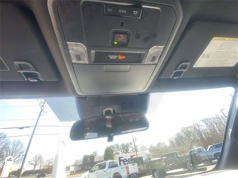 Used 2024 Toyota Tacoma SR image 29