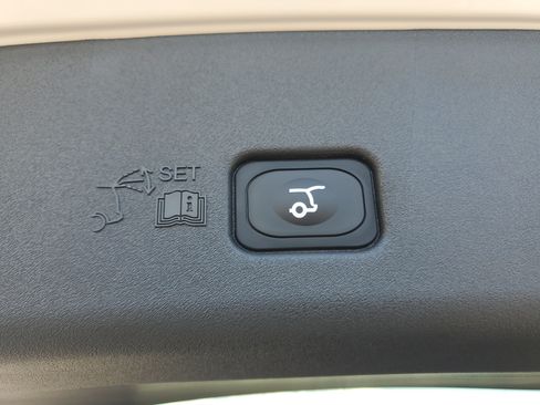 New 2026 Lincoln Nautilus Reserve AWD/4WD image 35