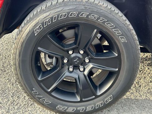 Used 2021 RAM 1500 Big Horn AWD/4WD image 11