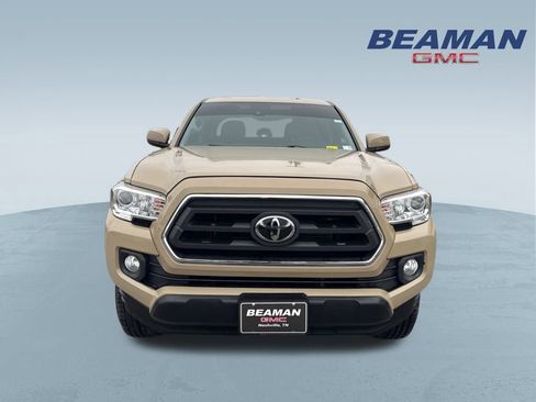 Used 2020 Toyota Tacoma SR5 image 2