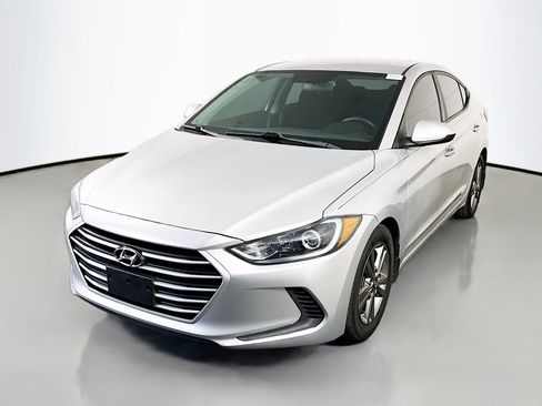 Used 2018 Hyundai Elantra SEL image 4