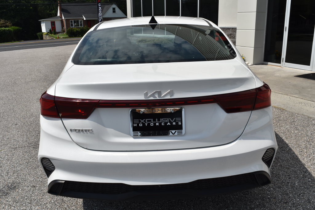 Used 2024 Kia Forte LXS FWD image 6