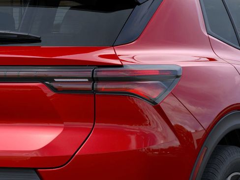 New 2026 Chevrolet Equinox EV LT image 12