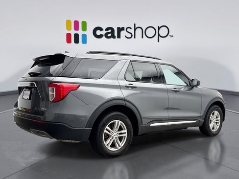 Used 2023 Ford Explorer XLT w/ Equipment Group 202A AWD/4WD image 5