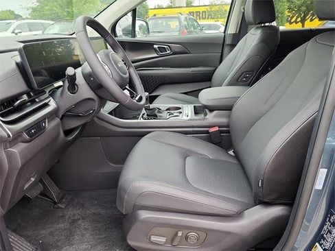 New 2026 Kia Carnival SX Prestige image 11