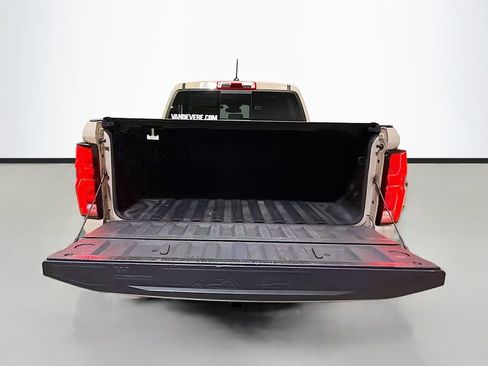 Used 2023 Chevrolet Colorado ZR2 w/ ZR2 Convenience Package III AWD/4WD image 28