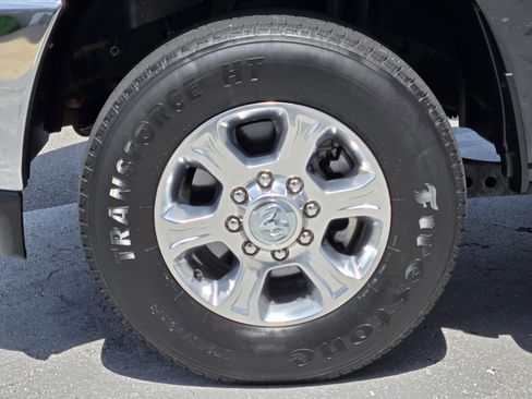 Used 2022 RAM 2500 Big Horn w/ Level A Equipment Group AWD/4WD image 17