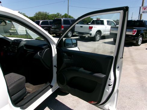 Used 2005 Kia Sportage LX FWD image 22