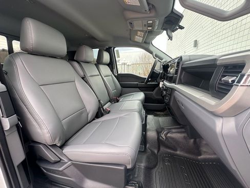 New 2026 Ford F550 4x4 SuperCab Super Duty image 18