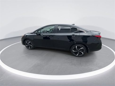 Used 2025 Nissan Versa SR w/ Trunk Package image 5