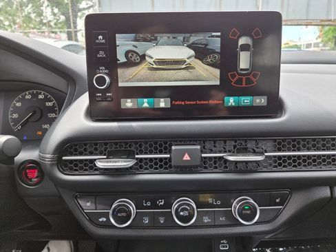 Used 2023 Honda HR-V EX-L image 12