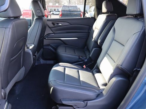 New 2026 Chevrolet Traverse LT w/ Midnight/Sport Edition image 18