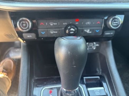 Certified 2023 Jeep Compass Latitude w/ Convenience Group AWD/4WD image 26
