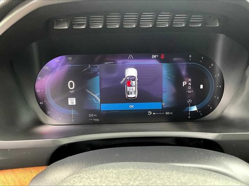 Certified 2023 Volvo XC90 B5 Plus image 24