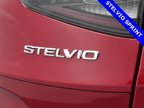 Used 2025 Alfa Romeo Stelvio Sprint w/ Veloce Package image 24