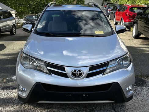 Used 2013 Toyota RAV4 XLE AWD/4WD image 5