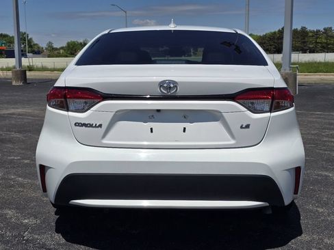 Certified 2022 Toyota Corolla LE FWD image 13