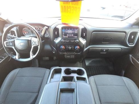 Used 2021 Chevrolet Silverado 1500 LT image 25