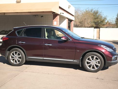 Used 2017 INFINITI QX50 2WD image 4
