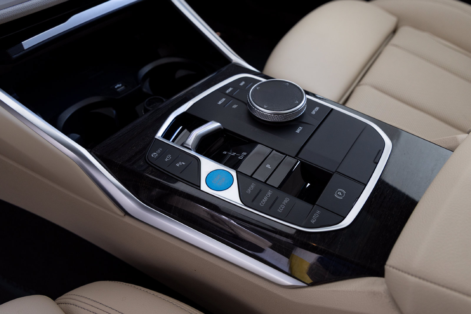 Certified 2024 BMW i4 eDrive35 w/ Premium Package RWD image 17