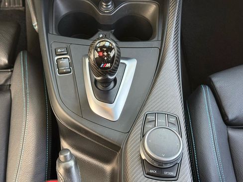 Used 2017 BMW M2 RWD image 34