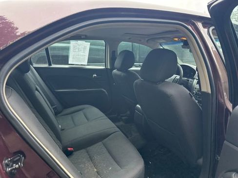 Used 2011 Ford Fusion SE w/ 202A Rapid Spec Order Code FWD image 10