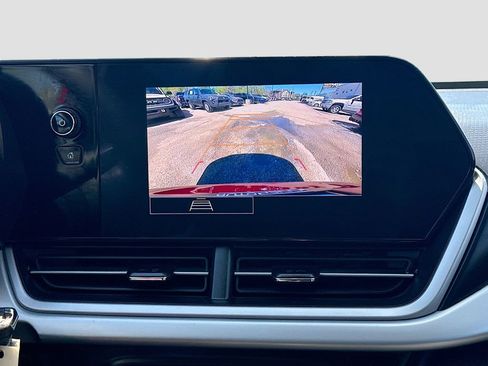 Used 2026 Chevrolet Trax LS w/ LS Convenience Package image 13