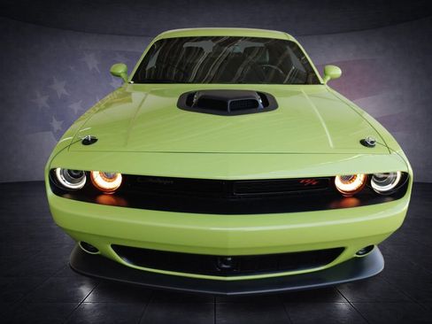 Used 2023 Dodge Challenger R/T w/ Plus Package RWD image 8