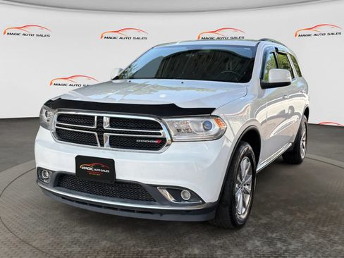 Used 2018 Dodge Durango SXT w/ Quick Order Package 2BB AWD/4WD image 1