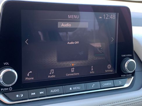 Used 2025 Nissan Rogue SV image 20