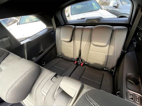 New 2025 Mercedes-Benz GLS 450 4MATIC image 5