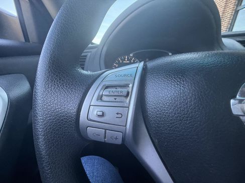 Used 2016 Nissan Altima 2.5 S w/ Power Driver Seat Package FWD image 10