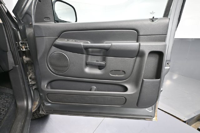 Used 2005 Dodge Ram 1500 Truck SLT w/ Sport Appearance Group AWD/4WD image 27