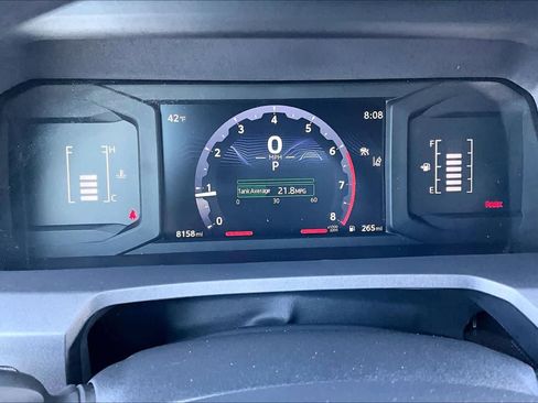 Used 2024 Toyota Tacoma SR image 19