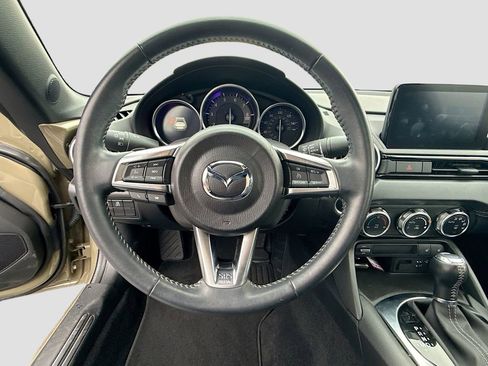 Used 2023 MAZDA MX-5 Miata Grand Touring w/ Weather Package RWD image 13