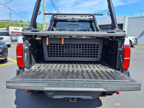 Used 2024 Toyota Tacoma TRD Pro AWD/4WD image 6