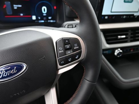 New 2026 Ford Explorer Active AWD/4WD image 30