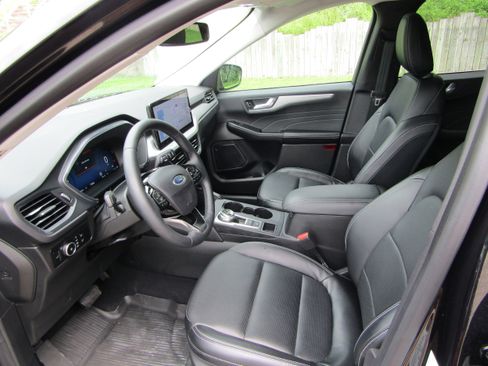 Certified 2023 Ford Escape Platinum image 14