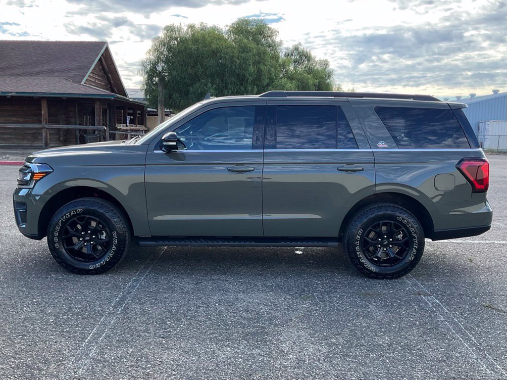 Used 2024 Ford Expedition Timberline AWD/4WD image 3