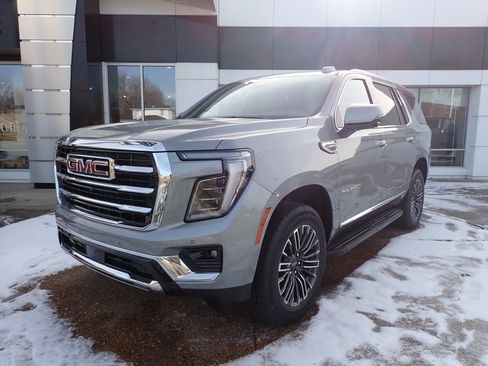 New 2026 GMC Yukon Elevation image 3