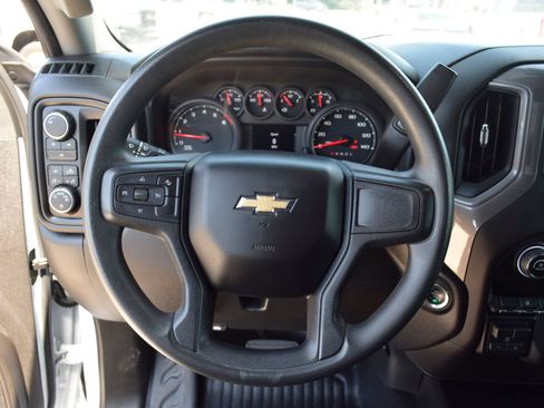 Used 2024 Chevrolet Silverado 2500 W/T w/ WT Convenience Package AWD/4WD image 6