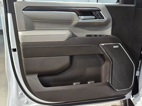 Used 2023 GMC Sierra 1500 SLT w/ SLT Premium Plus Package image 20