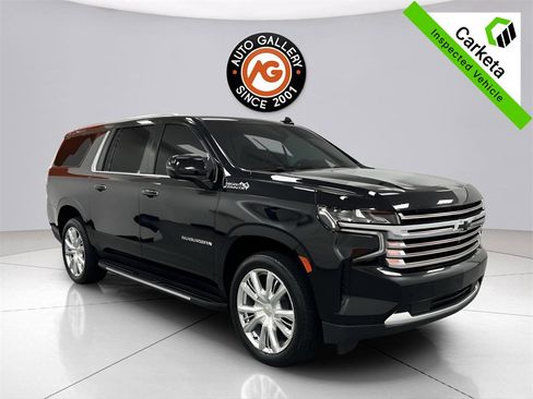 Used 2022 Chevrolet Suburban High Country image 1