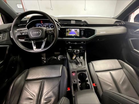 Certified 2023 Audi Q3 2.0T Premium w/ Black Optic Sport Package image 16